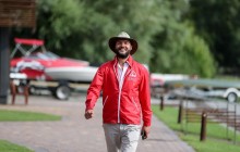 Путешественник Артемий Сурин: Кругосветное путешествие – это цена одного авто. Выйдите в центр города - «Мерседесы», «Рендж-Роверы», «Лексусы»... Все это «ездят» кругосветные путешествия