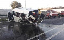 Two people killed, 13 injured in road accident outside Kyiv (Photo, video)