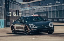 Porsche объявила дату премьеры своего первого электрокара: подробности