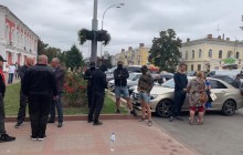 Біля комісії округу №210 у Прилуках зібралися невідомі молодики, ЦВК вирішила розпустити ОВК