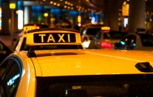 Мешканець Шостки приїхав з Німеччини й одразу почав працювати таксистом, у місті – скандал (відео)