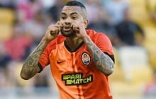 "Плакса": футболист Шахтера посвятил гол игроку Динамо (фото)