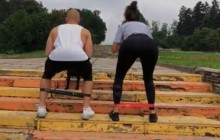 Настя Каменских похвасталась упругими ягодицами (видео)