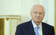 Режиссер легендарной рок-оперы "Юнона и Авось" срочно госпитализирован