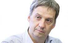 "Наш прогноз предусматривает получение в этом году двух миллиардов долларов по новой программе с МВФ. И в следующем году также"