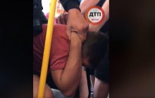 У маршрутці Києва збоченця спіймали на гарячому - соцмережі (відео)