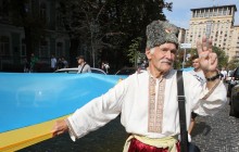 Жертвы обстоятельств или предатели: как украинцы относятся к тем, кто живет под оккупацией