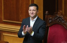 Зеленський закликав депутатів «Слуги народу» не гуляти кулуарами Ради під час засідань - ЗМІ
