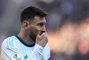 Тяжелый удар: Месси высказался о сенсационном фиаско Аргентины в 1-м туре ЧМ-2022