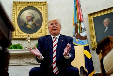 Трамп пообещал не воевать за демократию в других странах и упомянул Украину