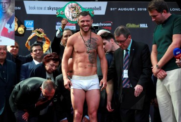 Промоутер назвав дату наступного бою Ломаченка