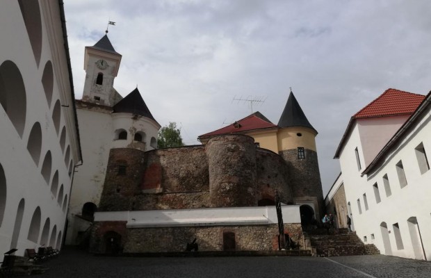 У замку Паланок проводитимуть нові екскурсії для туристів