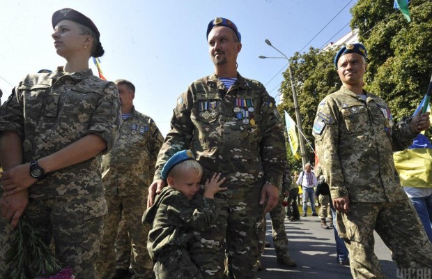 В Украине сегодня отмечают День защитника