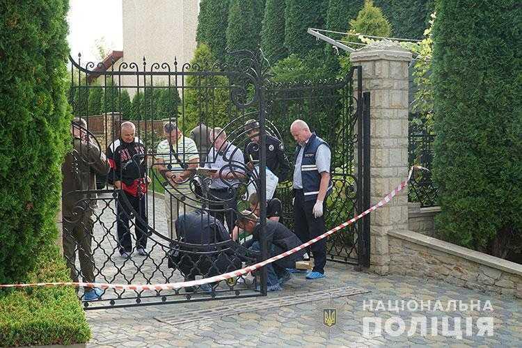 Вибух стався 4 вересня вранці у селі Петриків / фото ГУ НП в Тернопільській області Вибух стався 4 вересня вранці у селі Петриків / фото ГУ НП в Тернопільській області
