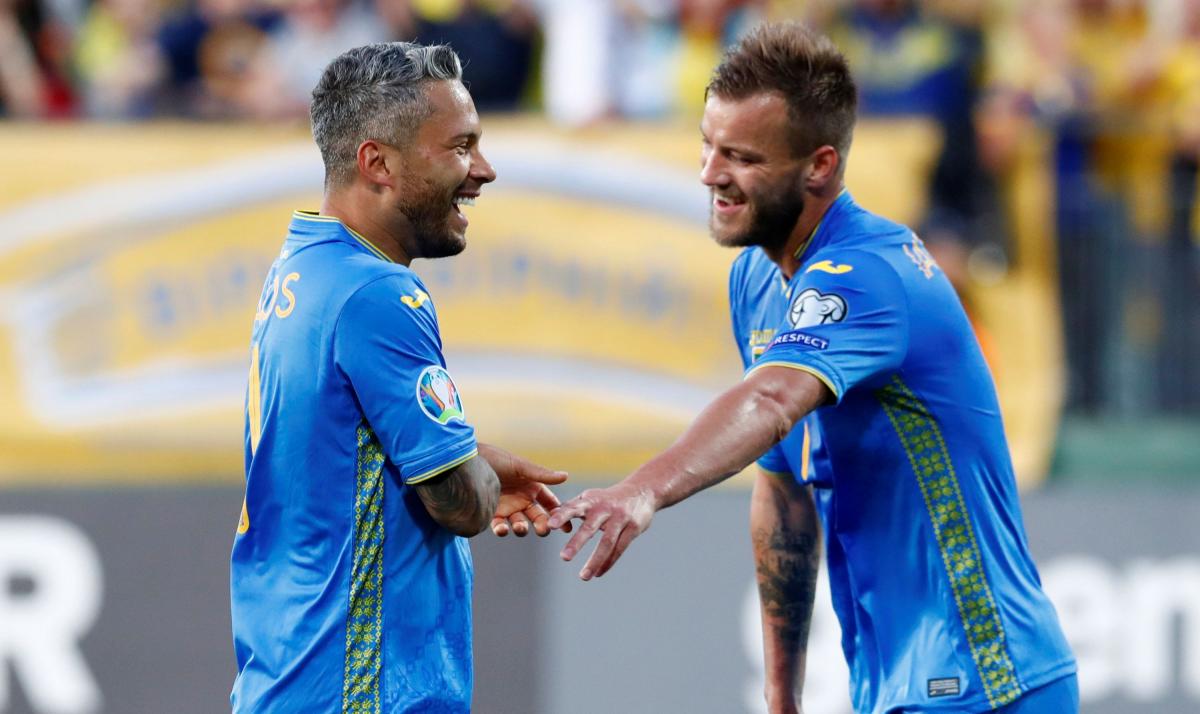 Марлос в сборной Украины / REUTERS