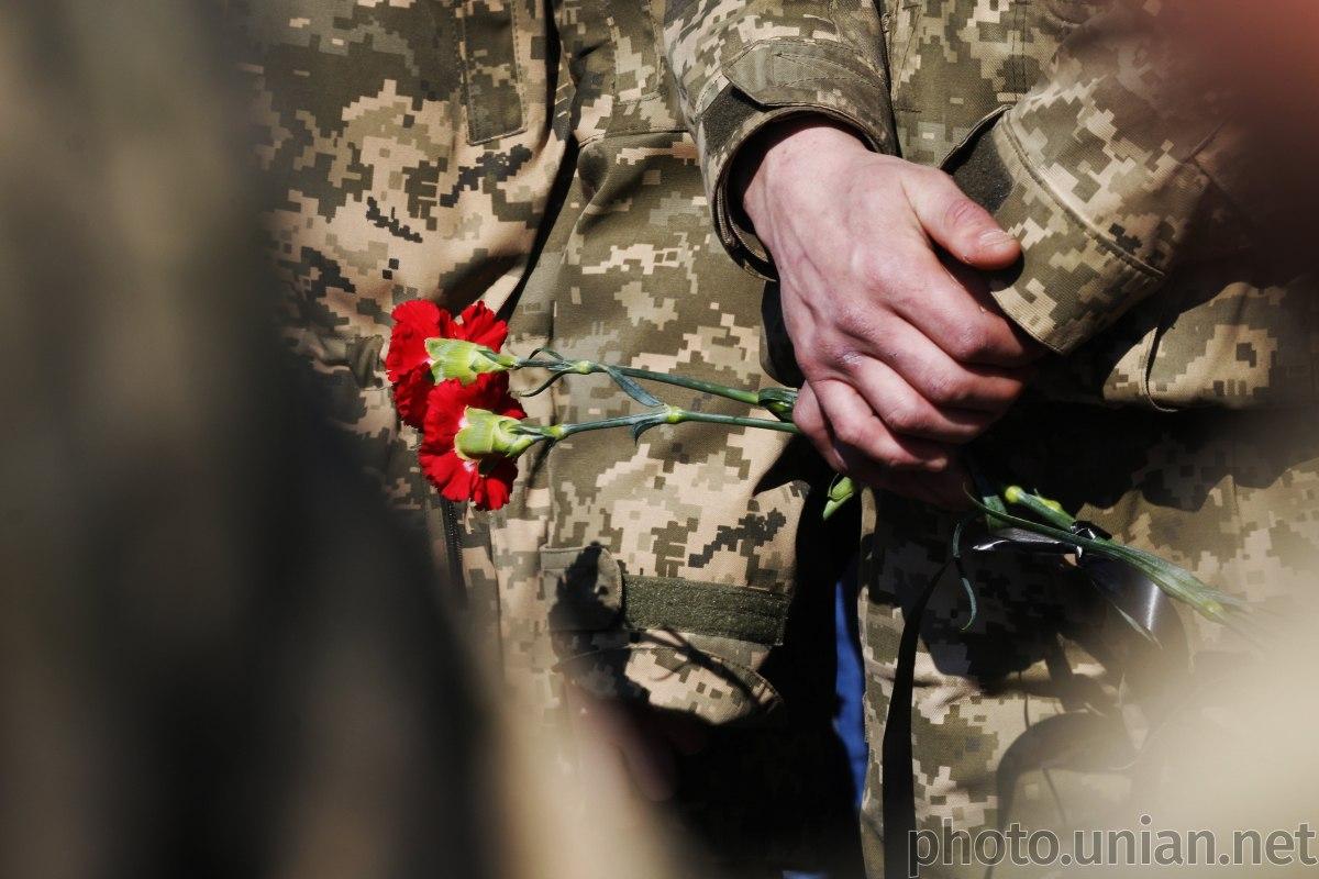 На Донбассе погиб украинский военный / фото УНИАН
