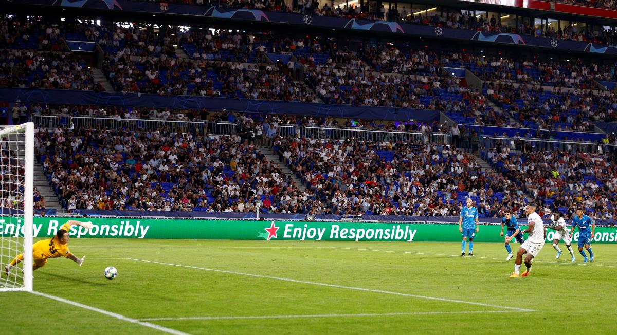 Лион - Зенит / REUTERS