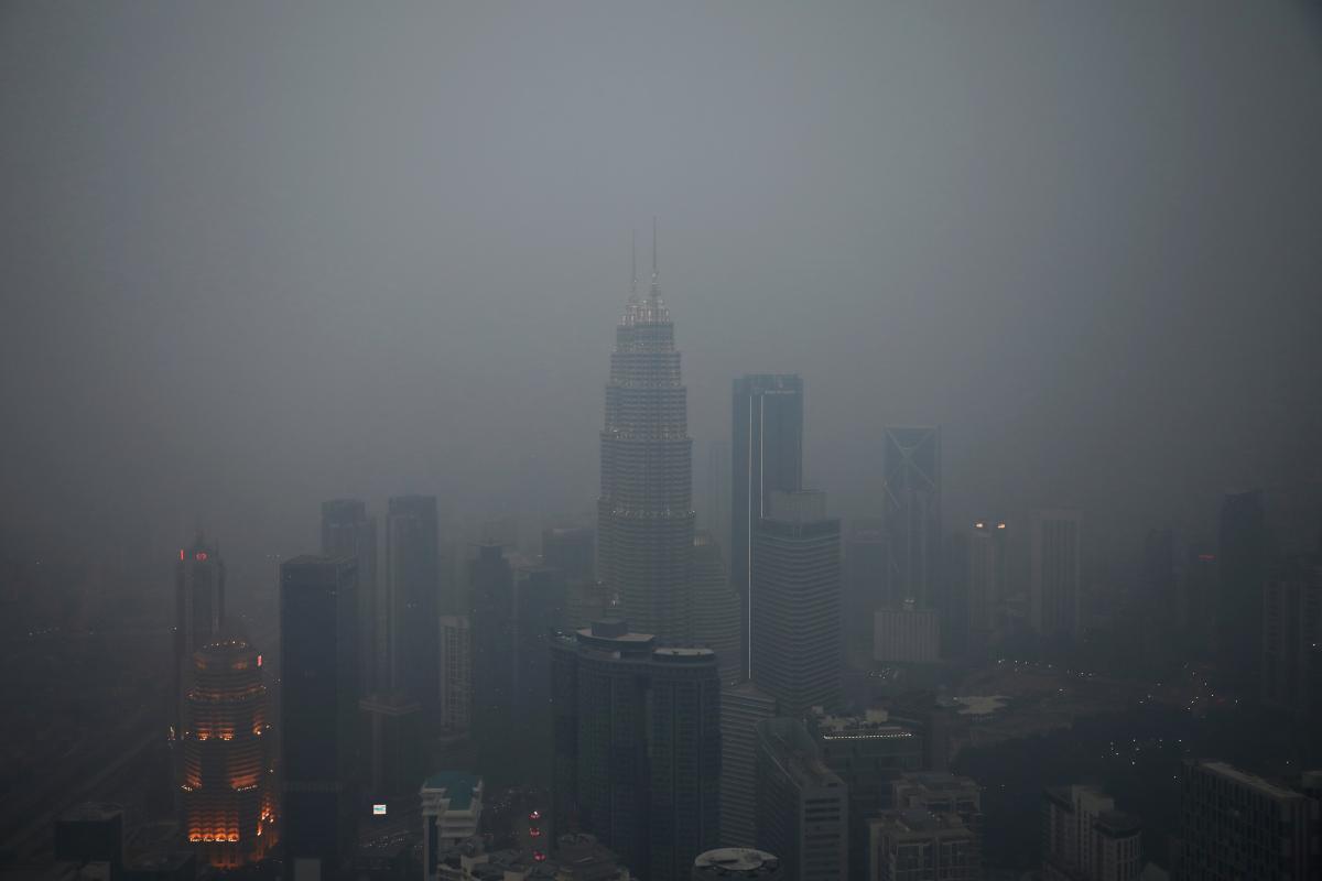 Зміг у Малайзії / REUTERS