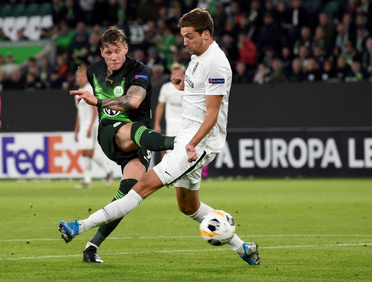 Вольфсбург - Александрия / REUTERS