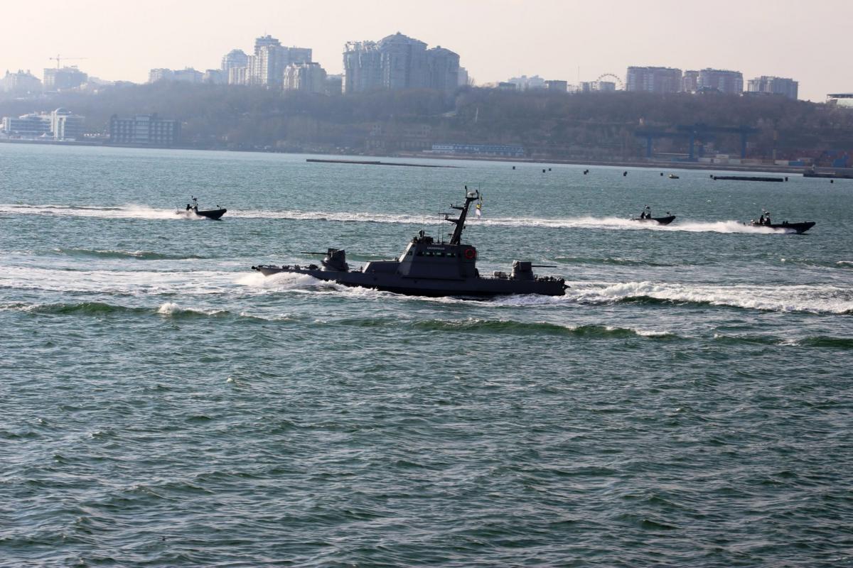 ВМС Украины отрабатывают в море учебно-боевые задачи / фото: mil.gov.ua ВМС Украины отрабатывают в море учебно-боевые задачи / фото: mil.gov.ua