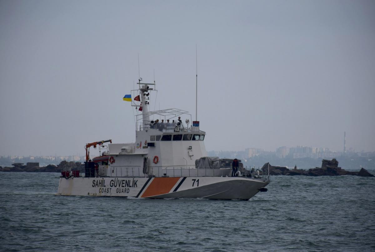 Корабель берегової охорони Туреччини / фото mvs.gov.ua Корабель берегової охорони Туреччини / фото mvs.gov.ua