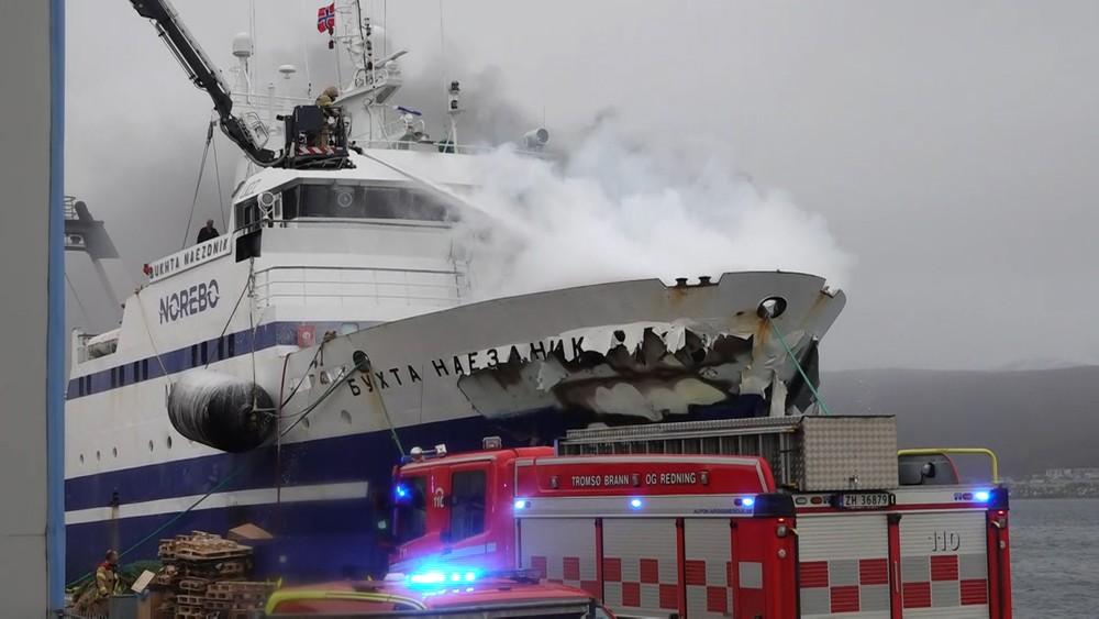 На даний момент всі 29 членів екіпажу знаходяться на суші / фото: nrk.no На даний момент всі 29 членів екіпажу знаходяться на суші / фото: nrk.no