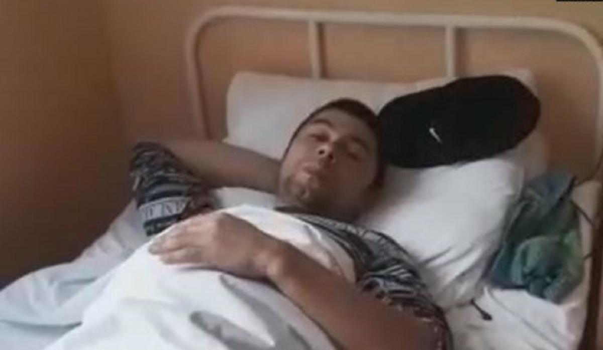 У одного из мужчин диагностировали перелом тазовой кости, позвоночника, руки и пальца, у другого – перелом правой ноги и сотрясение мозга / Скриншот У одного из мужчин диагностировали перелом тазовой кости, позвоночника, руки и пальца, у другого – перелом правой ноги и сотрясение мозга / Скриншот