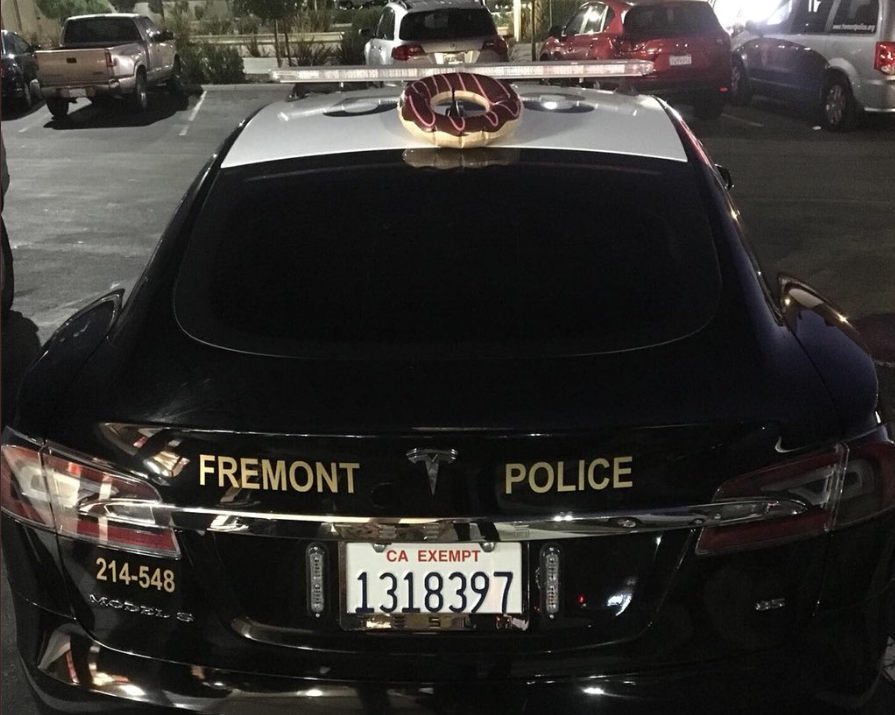 У США в поліцейської Tesla сіла батарея під час гонитви / Twitter, Fremont Police Department