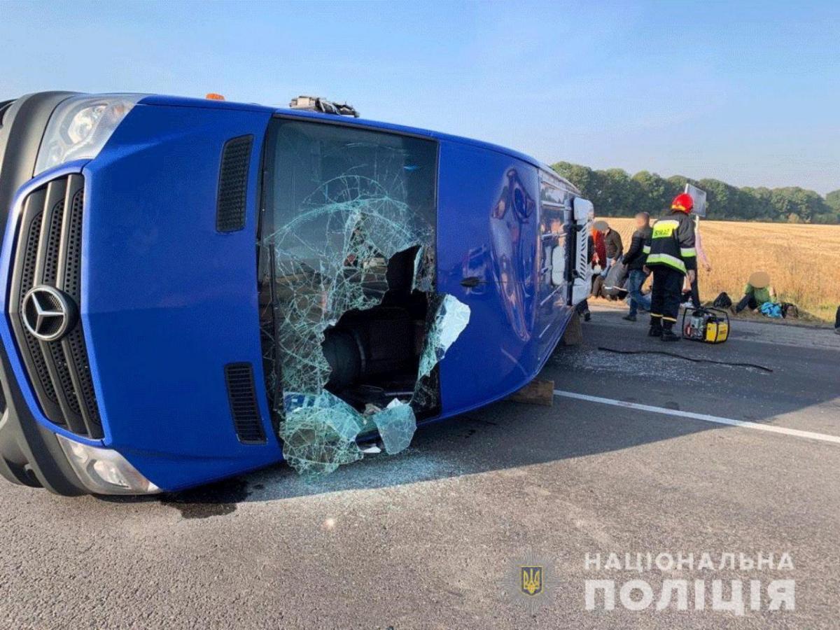 На Черкасчине произошло ДТП с пострадавшими / ch.npu.gov.ua На Черкасчине произошло ДТП с пострадавшими / ch.npu.gov.ua