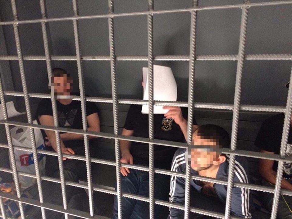 Злоумышленники использовали сильнодействующие лекарственные препараты / фото: пресс-служба прокуратуры Киева Злоумышленники использовали сильнодействующие лекарственные препараты / фото: пресс-служба прокуратуры Киева