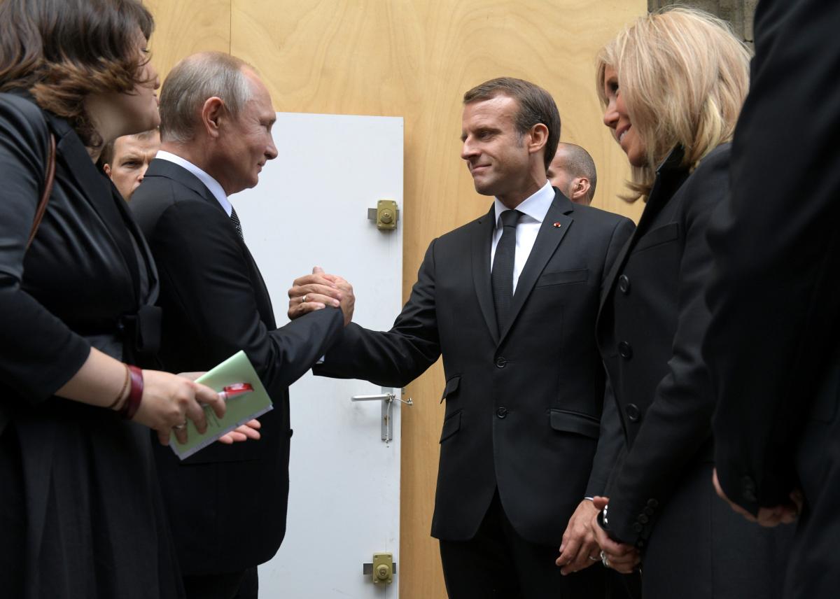 Владимир Путин и Эммануэль Макрон / REUTERS