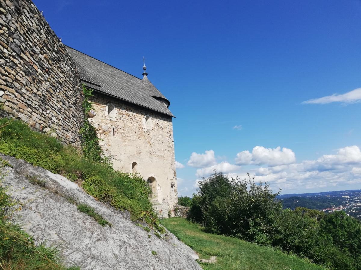 Фото Старинный замок Гёстинг в Граце 28 сентября 2019