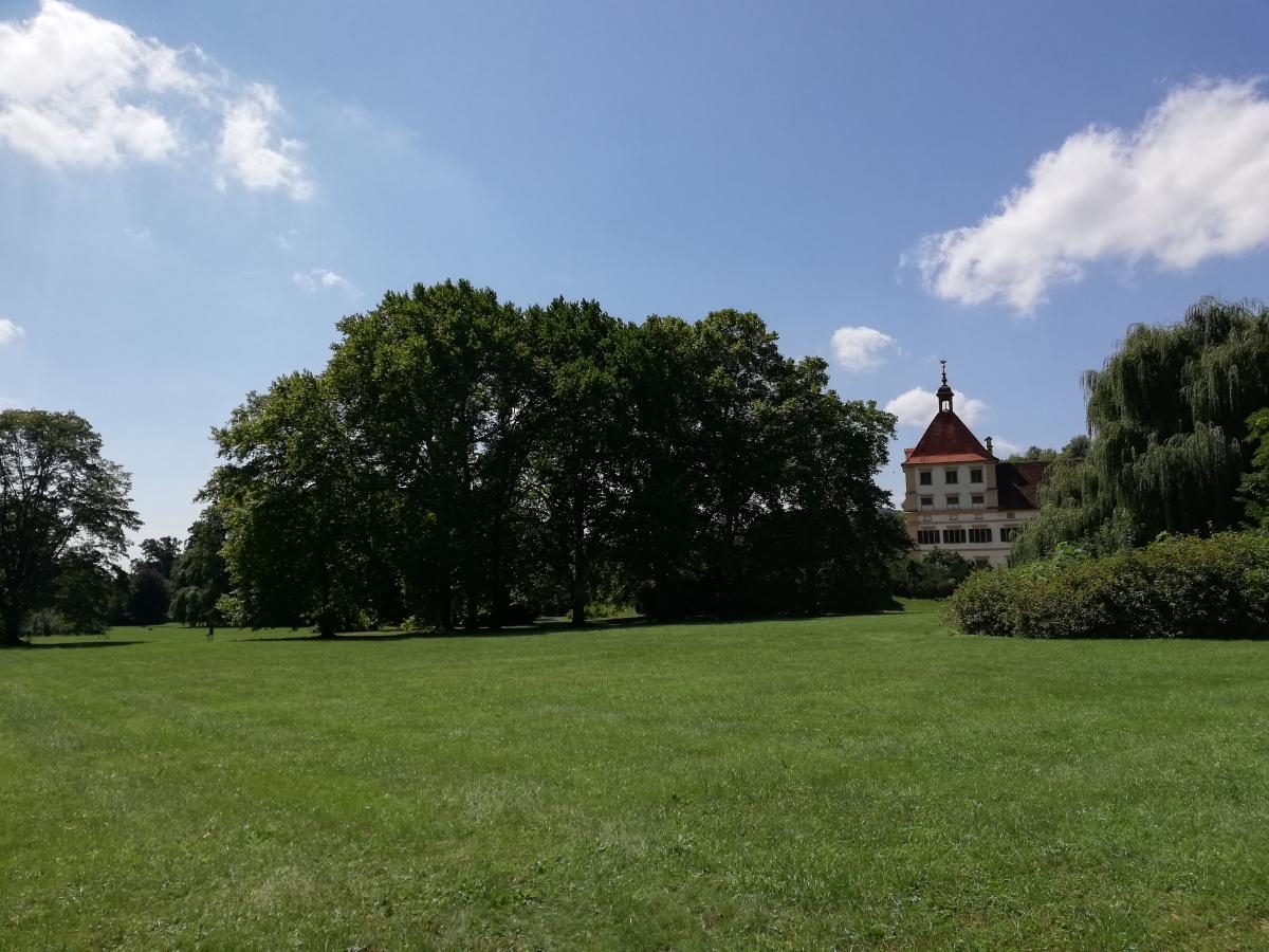 Фото Готический замок Эггерберг в Граце 28 сентября 2019