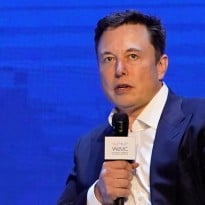 Маск рассказал, когда покажет обновление технологии по соединению мозга с компьютером