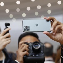 Яблоко будет светиться: iPhone позаимствует функцию у старых MacBook