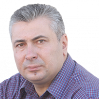 якщо педофіла "неправильно" покарали у суді, то правильно покарають у в'язниці"