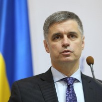 Ukrainians will soon enjoy free EU mobile roaming fees – Foreign minister