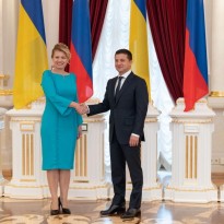 Zelensky announces priority steps for peace in Donbas