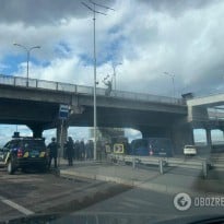 Metro Bridge in Kyiv on shutdown amid bomb threat (Photo, video)