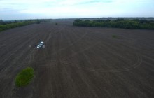 На Запоріжжі знайшли мертвим зниклого перевізника - вбивці закопали тіло в полі (фото)