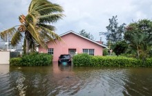 Ураган "Дориан" бушует на Багамах: погибли пять человек
