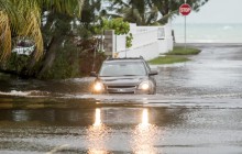 Опасный ураган "Дориан" ослаб до третьей категории (видео)