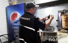 Масове отруєння студентів шаурмою у Києві: поліція відкрила кримінальне провадження