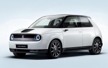 Камеры вместо зеркал и пять дисплеев в салоне: Honda полностью рассекретила свой первый электрокар