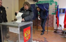 "Я тобі п'ять тищ даю, піди та відпочинь": у Росії виборчкомам пояснювали, як фальсифікувати голоси