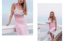 Тина Кароль без белья в сексуальном платье всполошила сеть (фото)