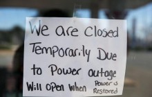 Смертоносный ураган "Дориан" добрался до побережья Канады