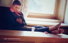 Надежда Савченко заявилась в Раду и закинула грязные ноги на стол (фото)