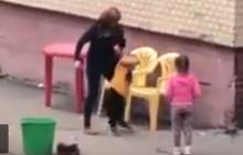 В Одесі зняли, як вихователька знущається з дитини (відео)