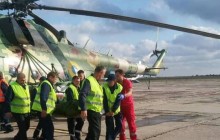 В Днепр срочно доставили двух раненых на Донбассе украинских бойцов